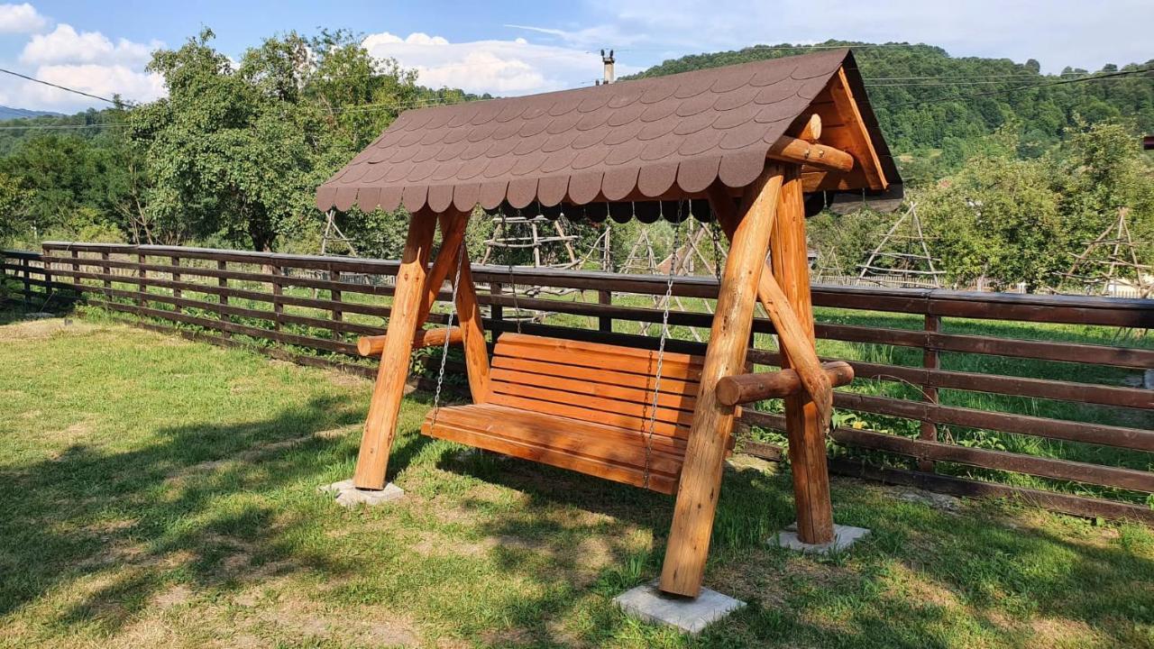 Popasul Găleșean Hotel Galesu Exterior foto