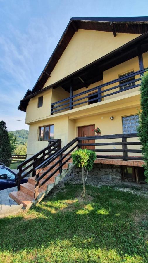Popasul Găleșean Hotel Galesu Exterior foto