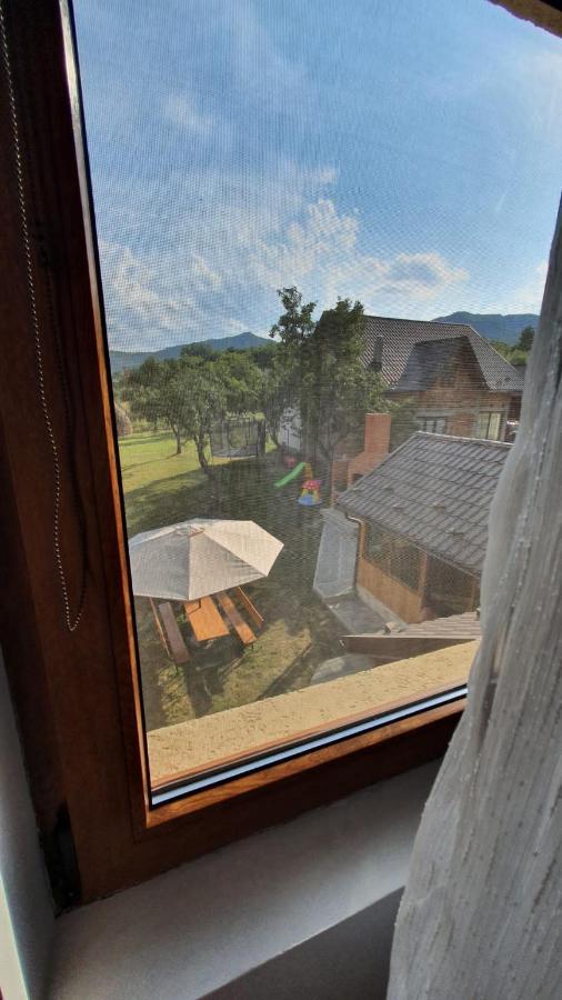 Popasul Găleșean Hotel Galesu Exterior foto