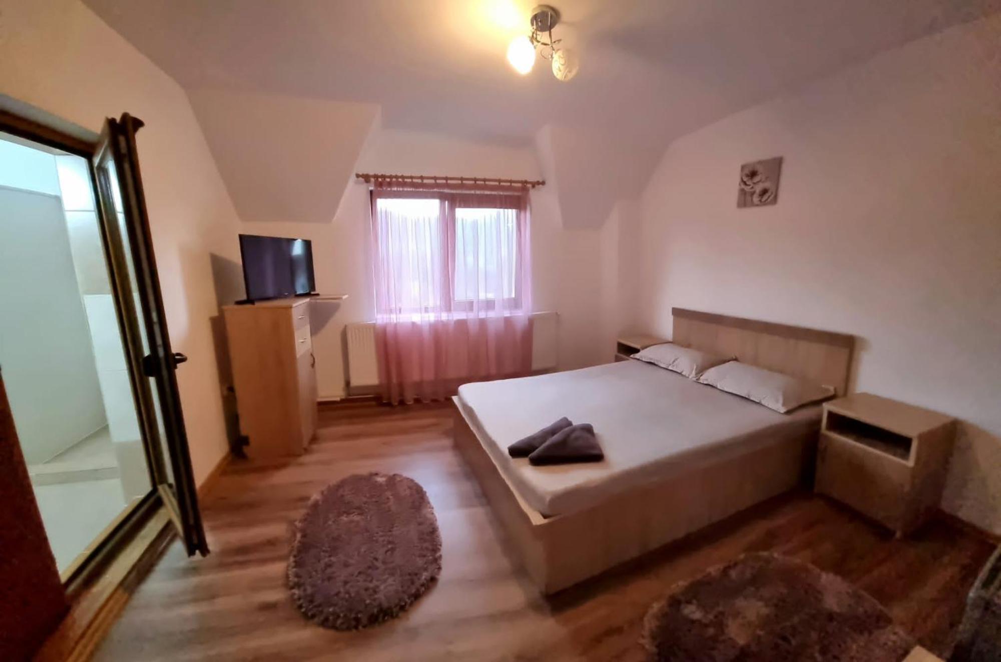 Popasul Găleșean Hotel Galesu Exterior foto