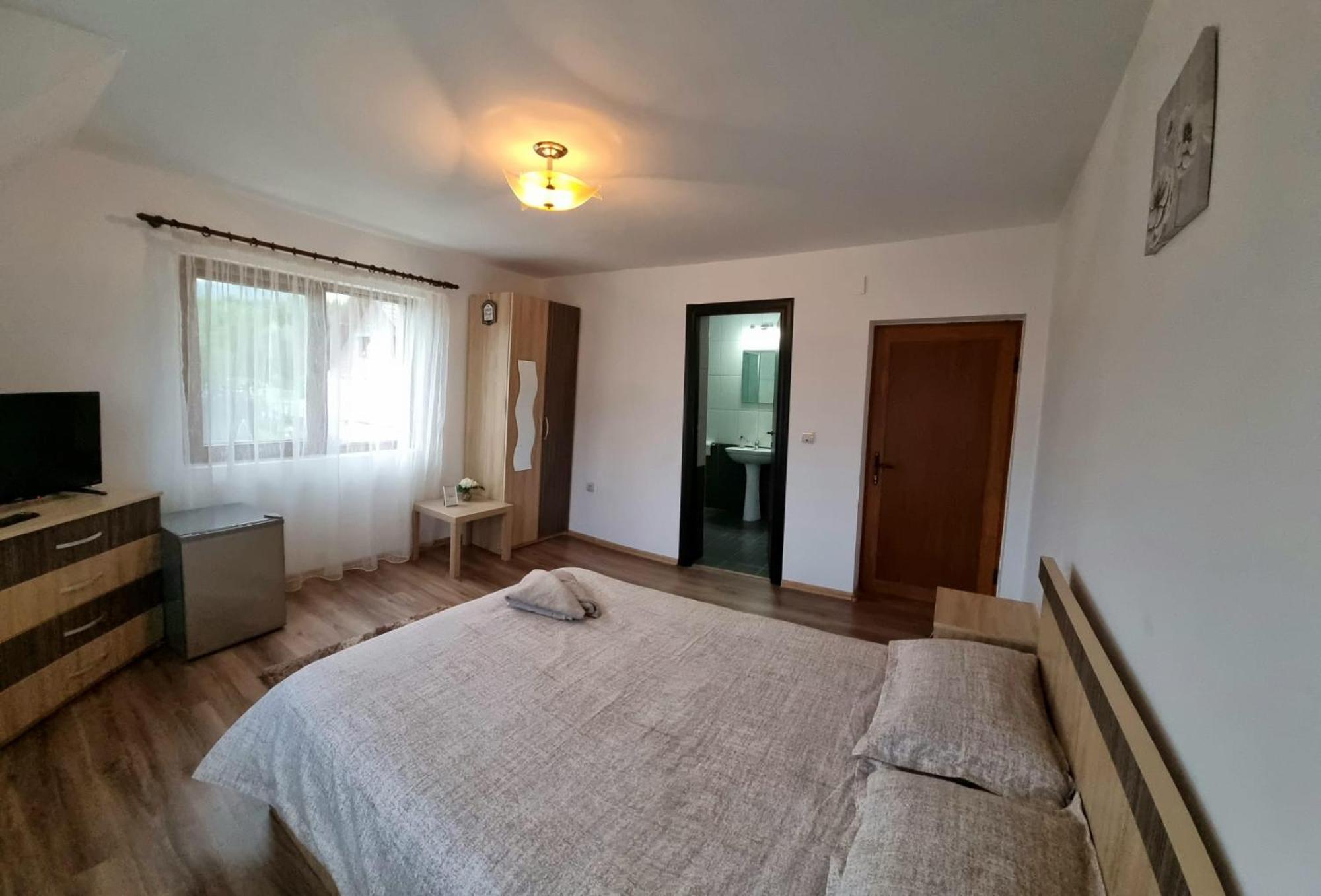 Popasul Găleșean Hotel Galesu Exterior foto